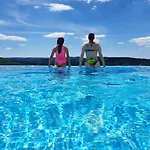 Andrea With Infinity Salty Pool Casa vacanze