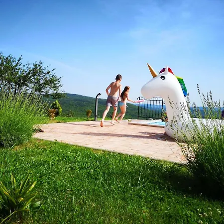 بيت للعطل Andrea With Infinity Salty Pool *