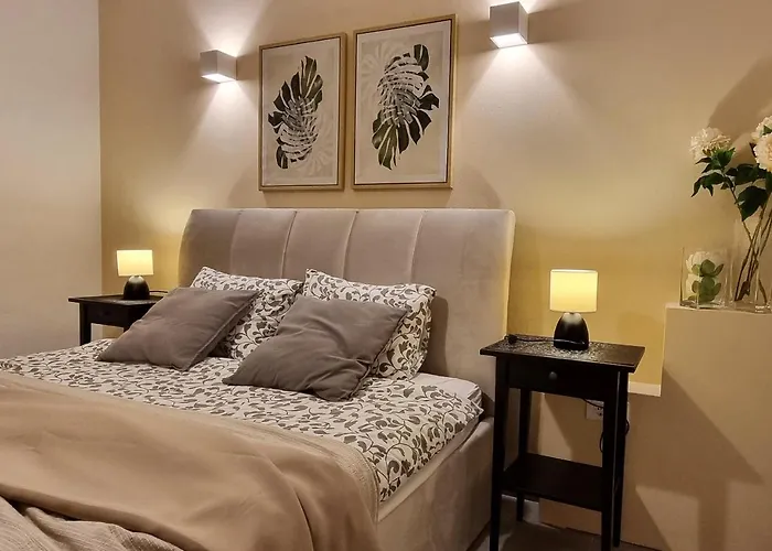 Feriehus Andrea With Infinity Salty Pool Roč