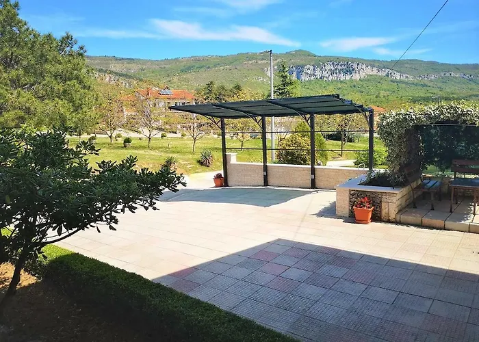 Feriehus Andrea With Infinity Salty Pool *