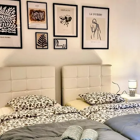 Dom wakacyjny Andrea With Infinity Salty Pool Roč